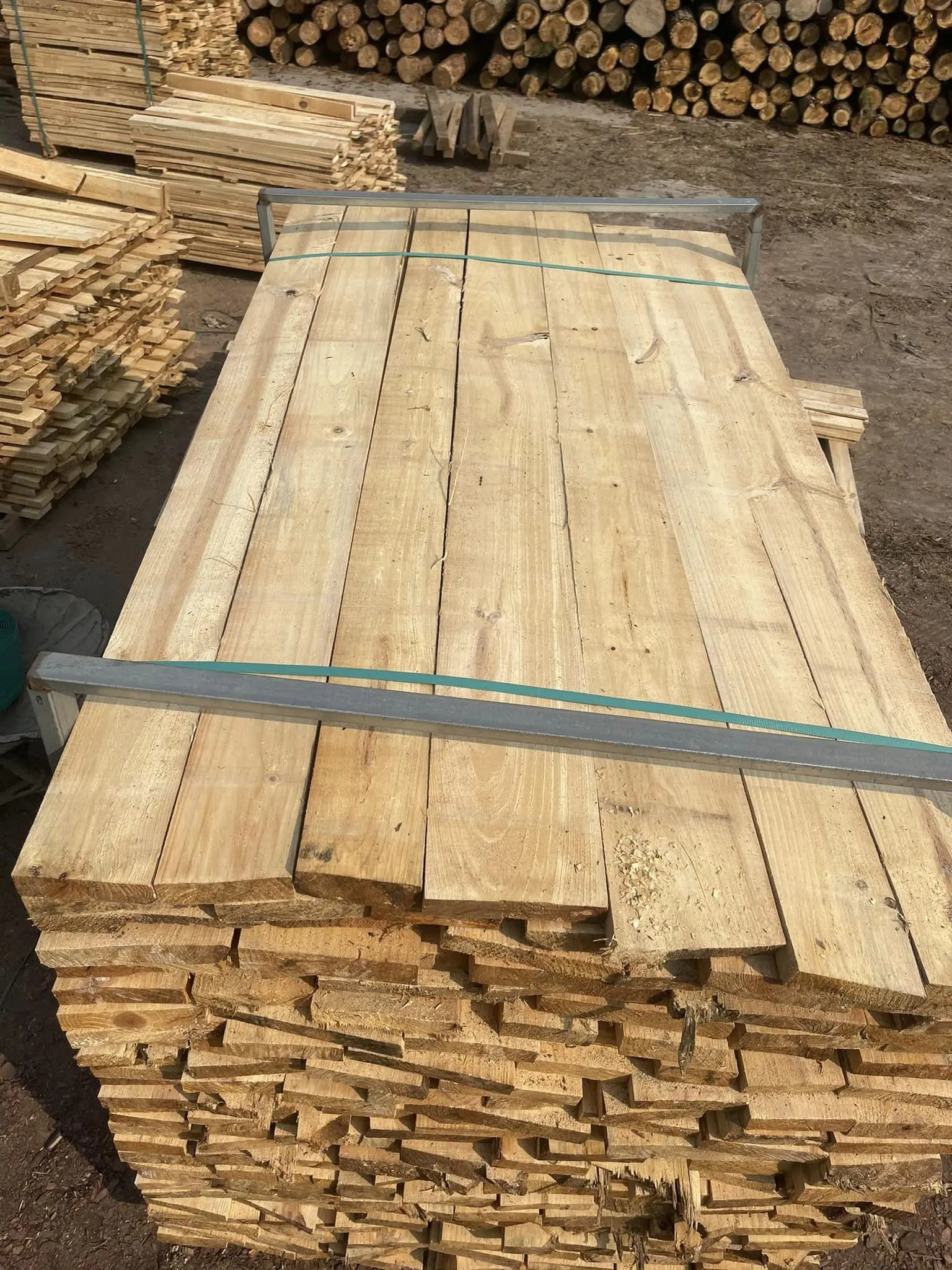 Top Ranking Pine Wood Timber Lumber For Wholesale Construction Natural