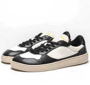 Fortsatt Custom logo Wide Toe Box Thin Light and Flexible Sole and zero Drop Sports Casual Walking Barefoot Shoes Men