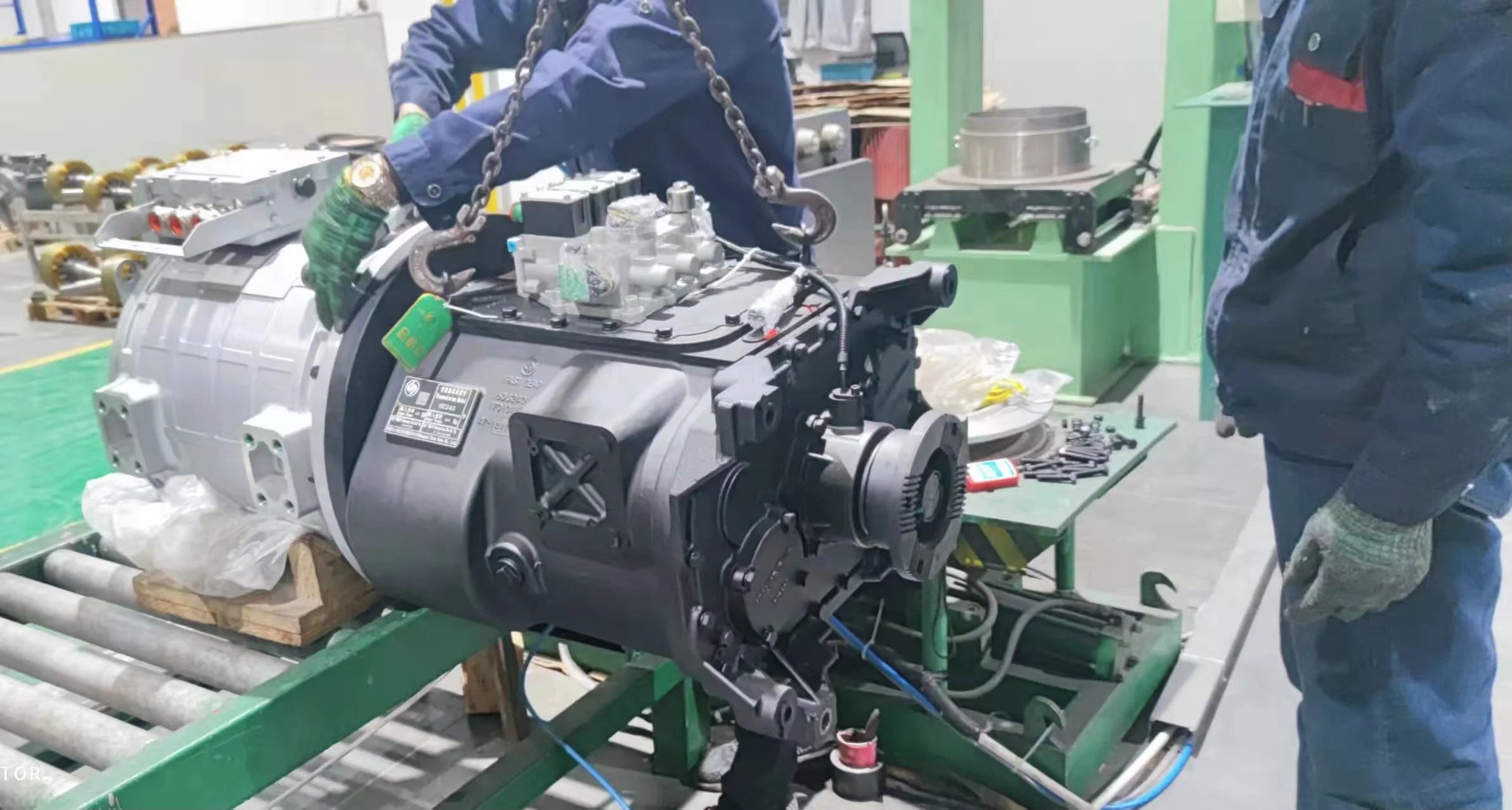 Brogen Drive Axle Assembly Electric Car With High Speed Rotation Motor