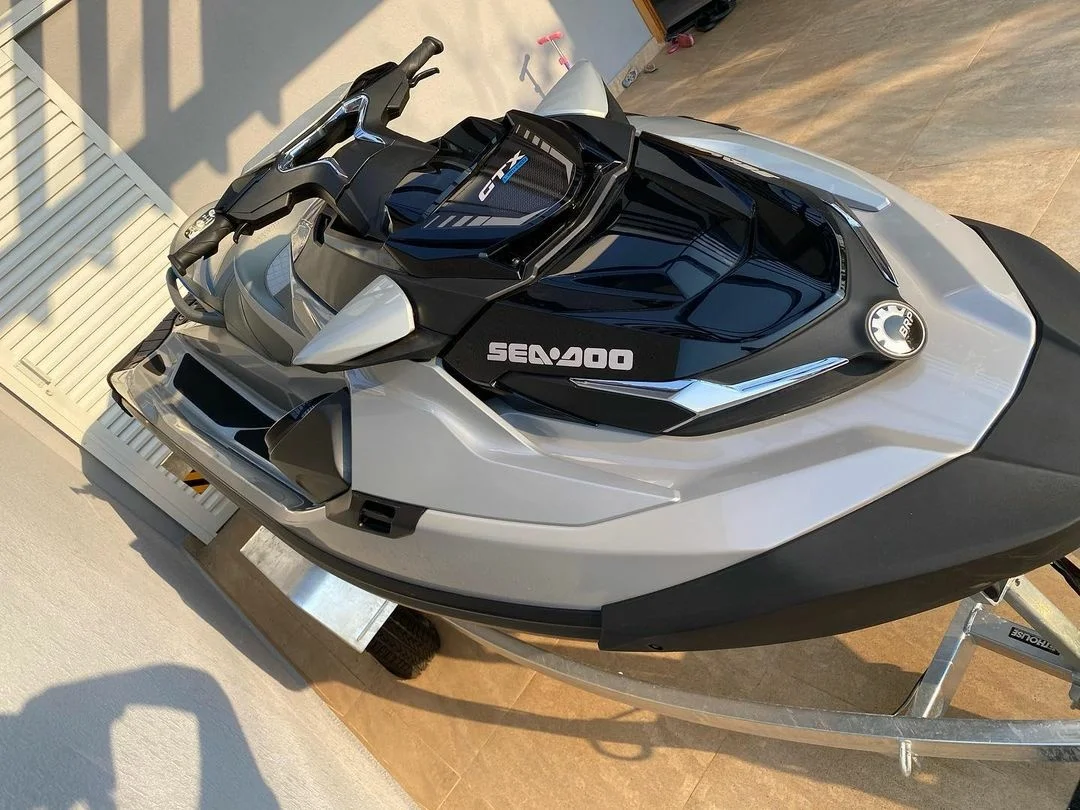 New Authentic 2023 Jet Ski Comfortable Water Luxury Seadoo / Sea Doo