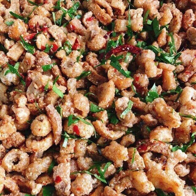 LEMON LEAF-INFUSED PORK SKIN / a FRESH, CRISPY SNACK / MADE in VIETNAM