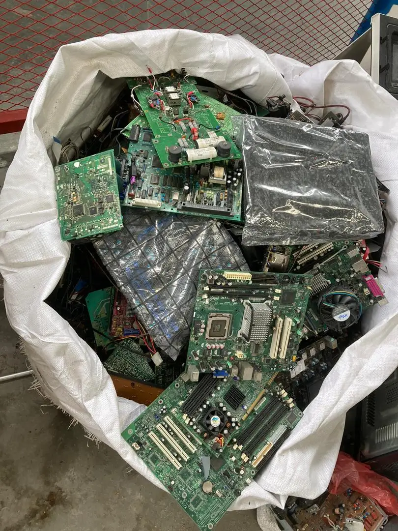 High Content Gold in PC Motherboard Scrap/Computer motherboard scrap
