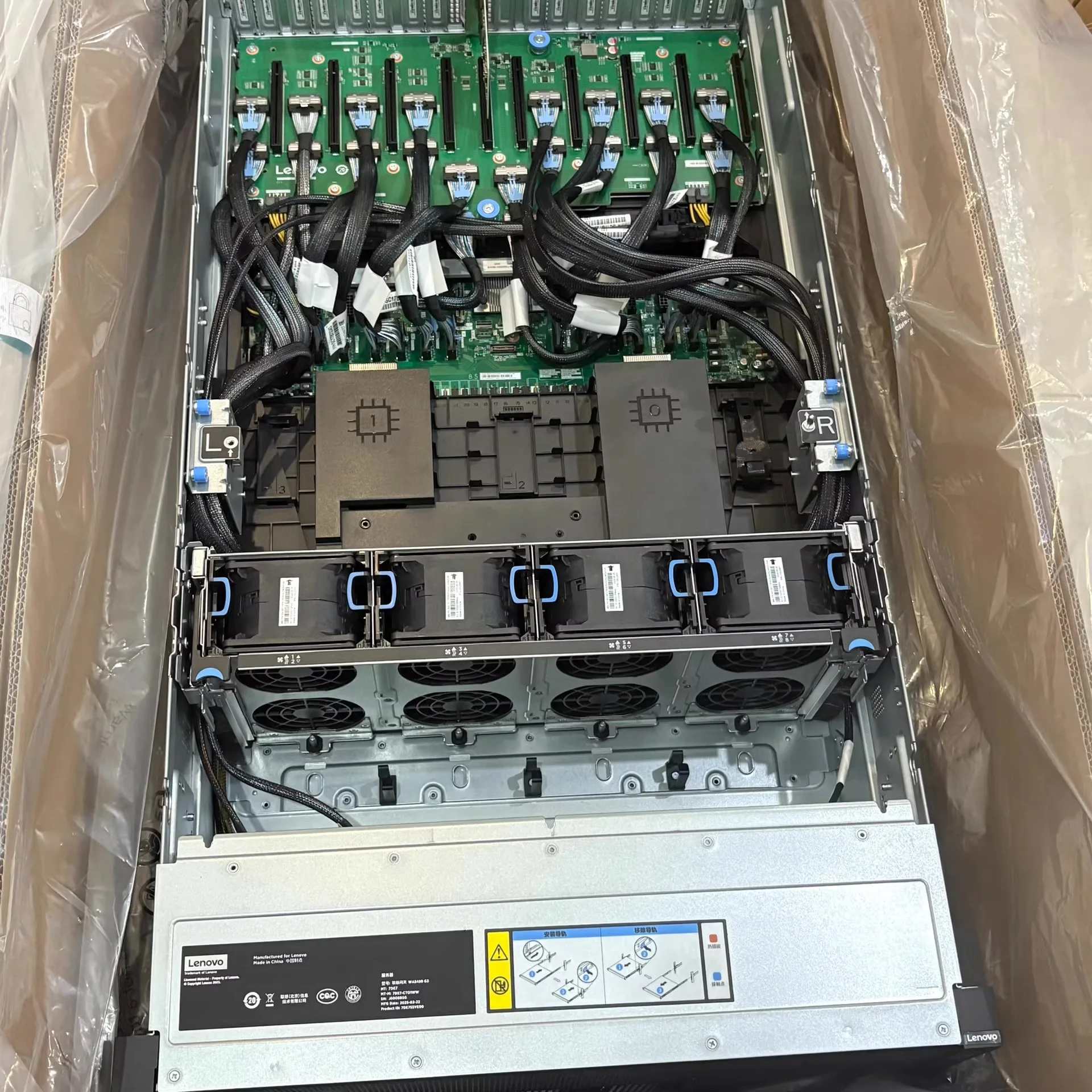 Lenovo WA5480G3 24-Bay High-Density AI/Compute Server with Dual 32-Core CPUs & Multi-Tier NVMe Storage