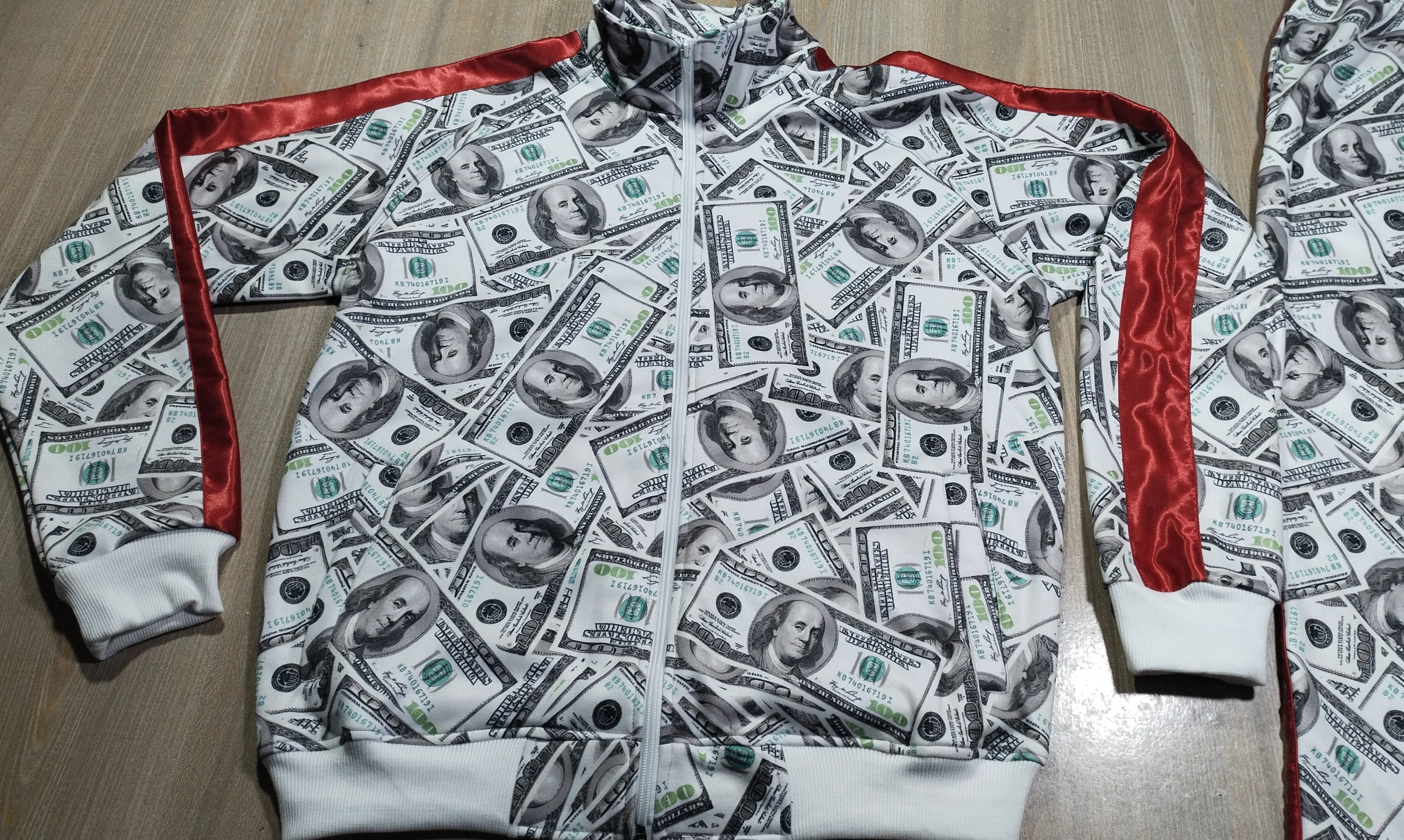 Custom Label Custom Printing Low Price Sublimation Men Tracksuits All Colour Plus Size Fashionable Sublimation Men Tracksuits