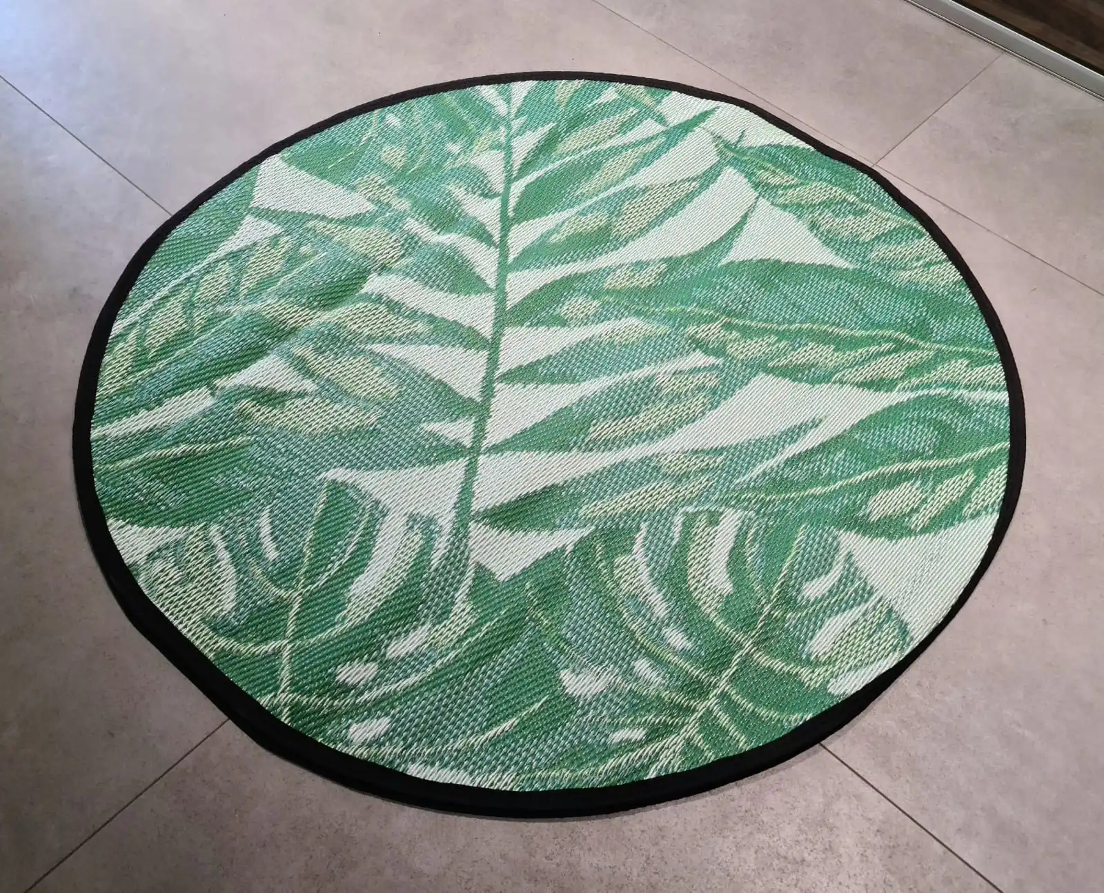 Plastic Woven Rug Outdoor Rugs Recycled Plastic Straw Mat Beach Mat