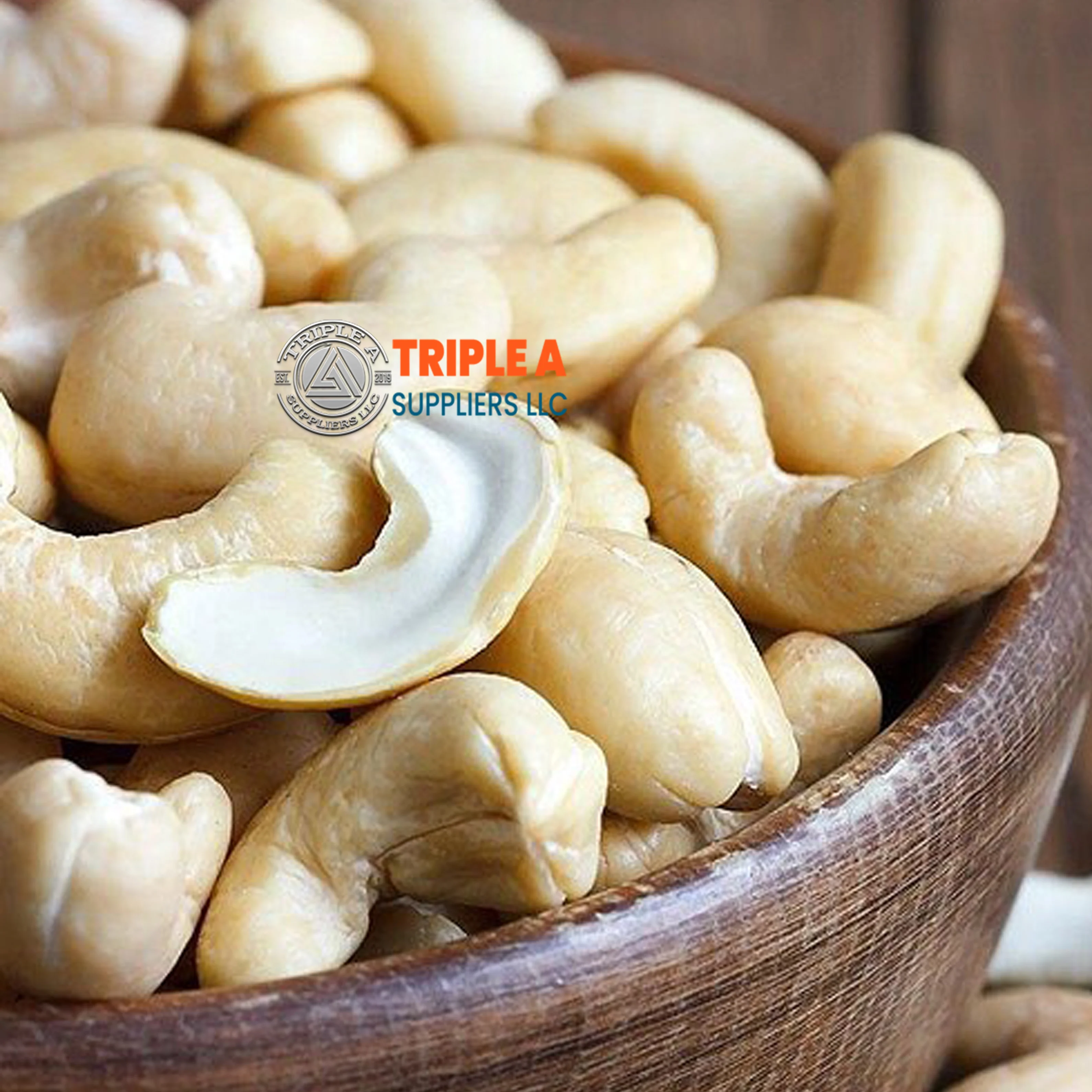 Мы продаем самые вкусные орехи кешью на рынке по самым низким