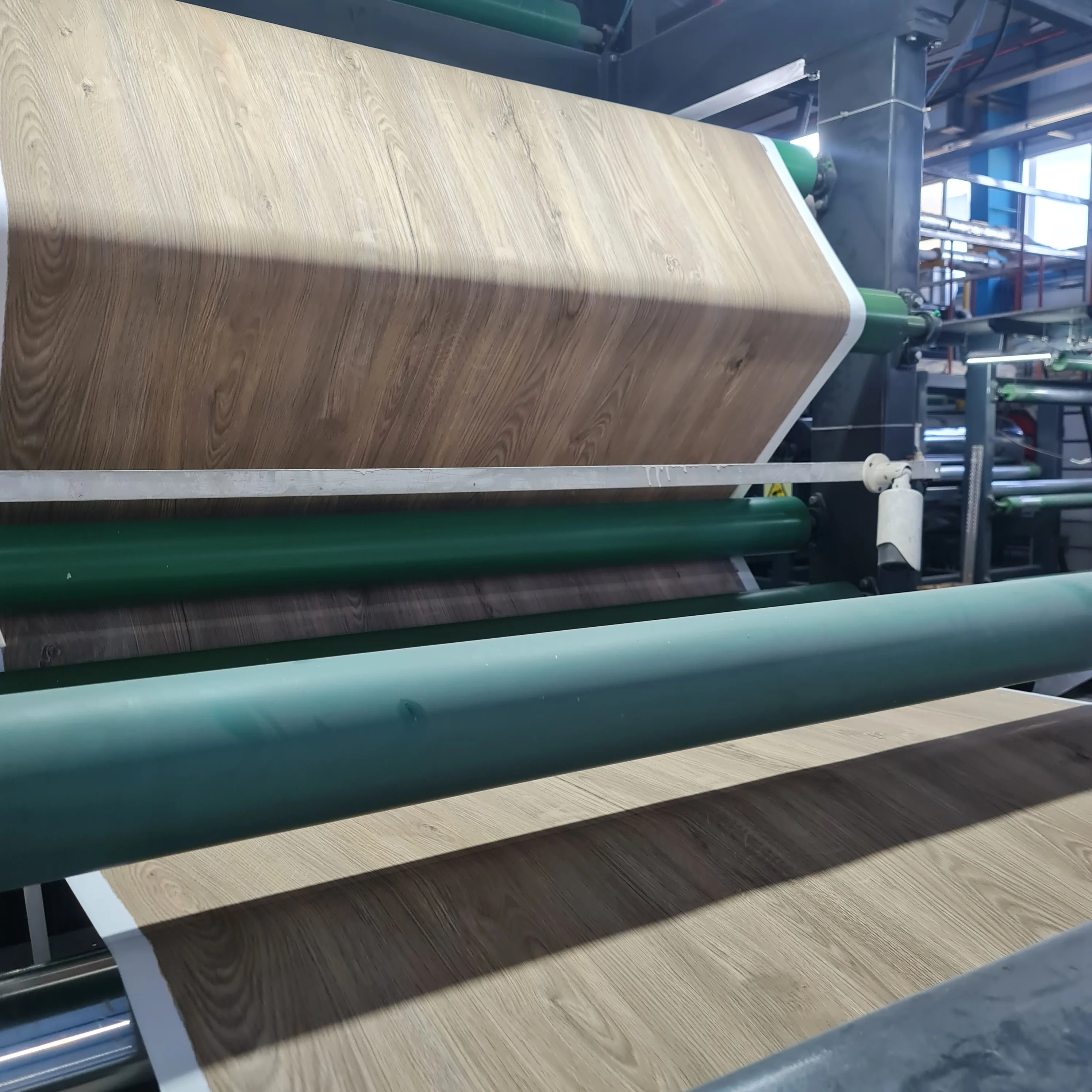 2024 трендовый Мягкий сенсорный 350 микрон ПВХ пленка деревянный дизайн для вакуумной мембраны анти палец желтый Высочайшее качество