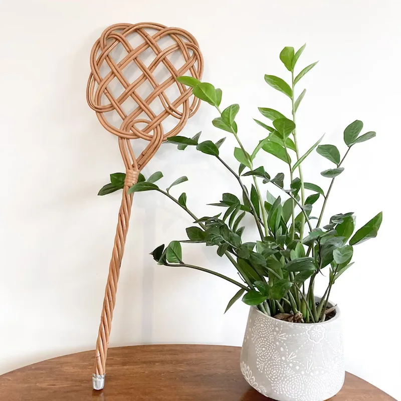 Hot Sale Vintage Woven Rattan Carpet Beater Knot Antique Cane Rug Dust