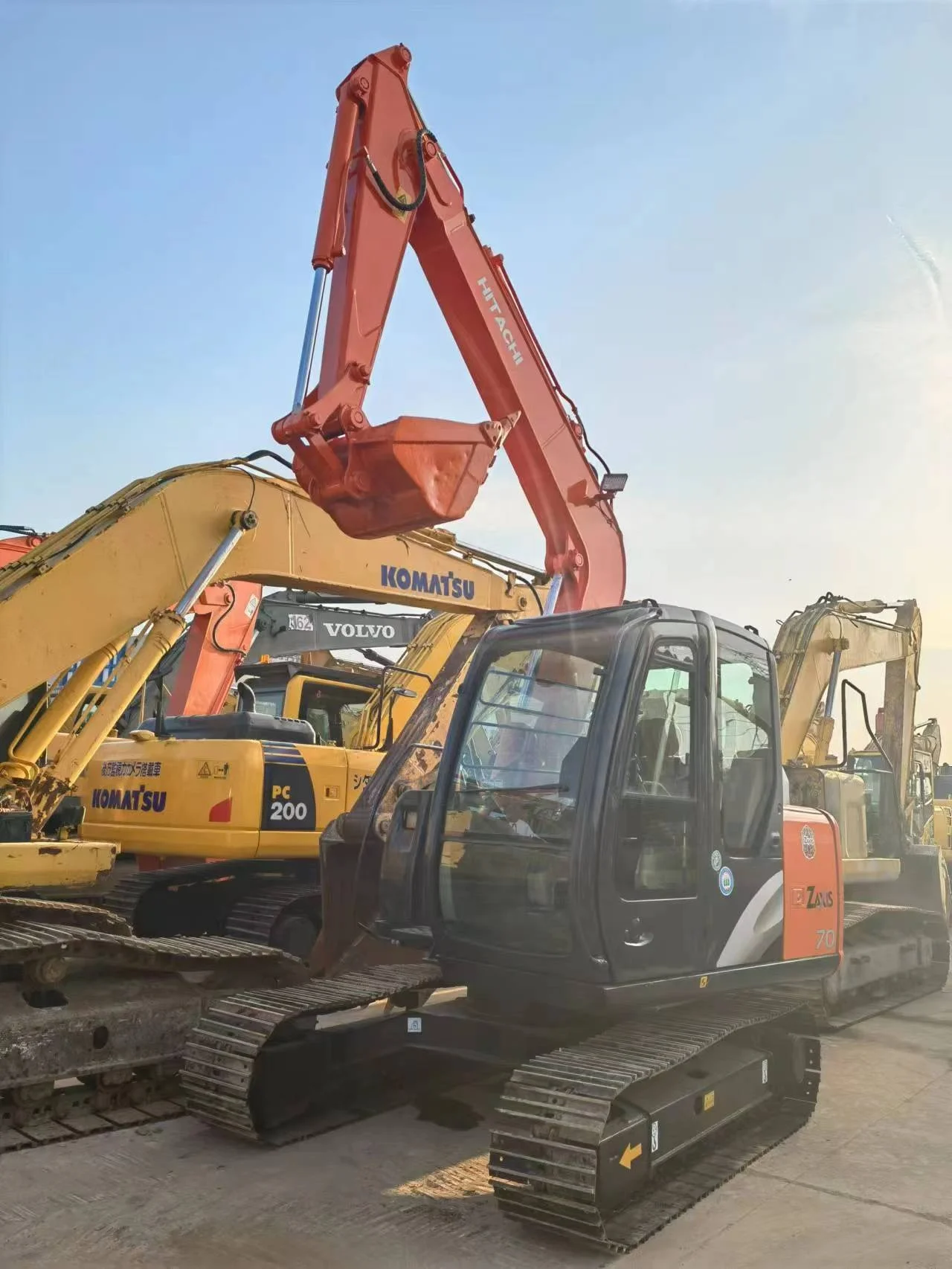Used Japan Imported Excavator Price 7 Ton Hitachi ZX70
