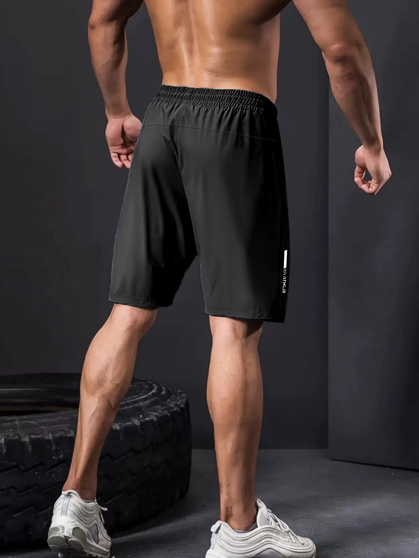 Mens Gym Workout Shorts Quick Dry Athletic Shorts Lightweight Running Shorts with Zipper Pockets Breathable Elastic Sporty Pants