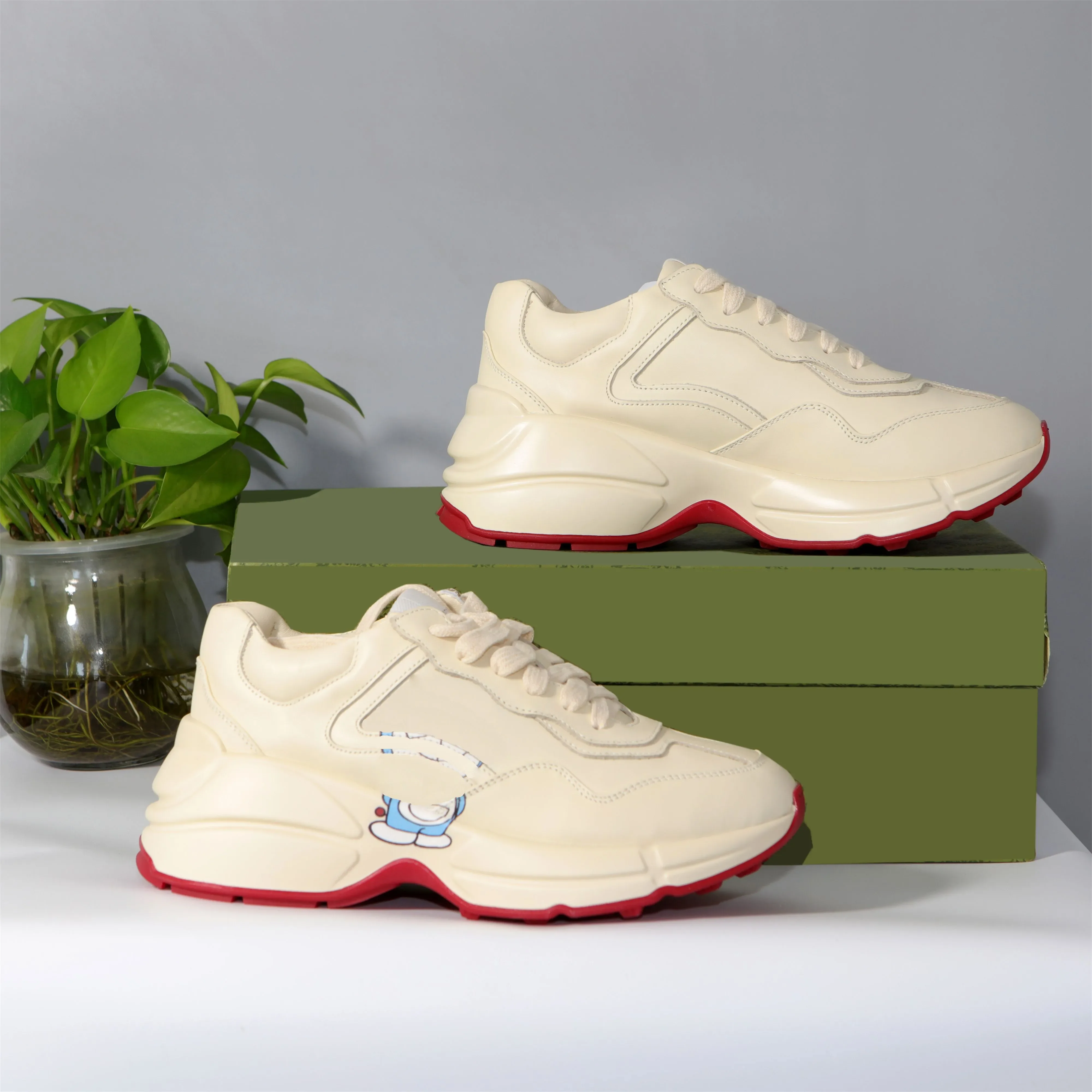 Designer Sneakers Calfskin Casual Shoes Reflective Shoes Vintage Suede