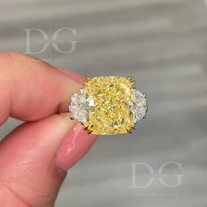 Cushion Cut Diamond Ring 5.01 Carat White Yellow Gold Wedding Promise Anniversary Fancy Yellow Three Stone for Parties