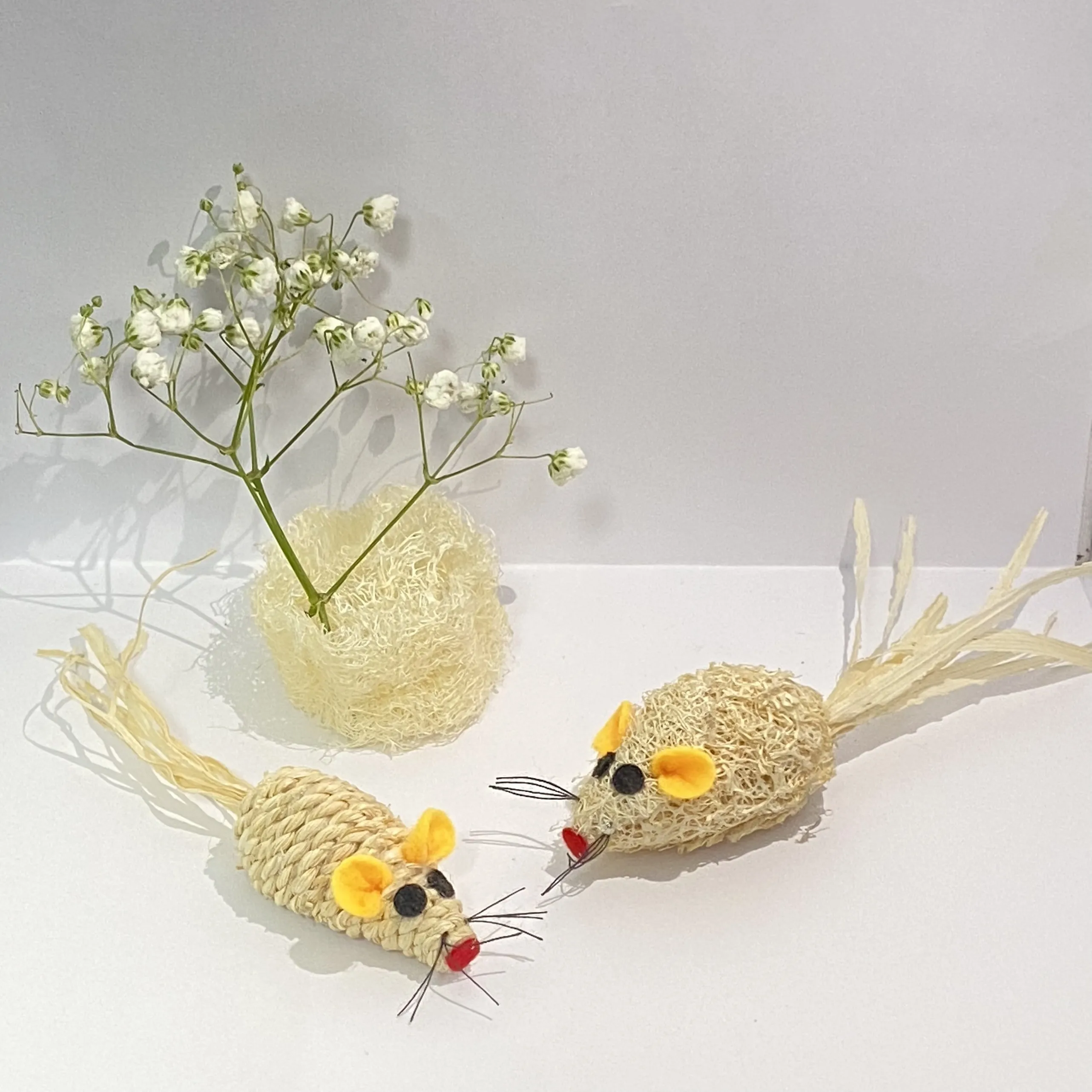 Loofah Pet Toys,Good For Teeth Pet Cat Chew Toy,Dental Care Made In