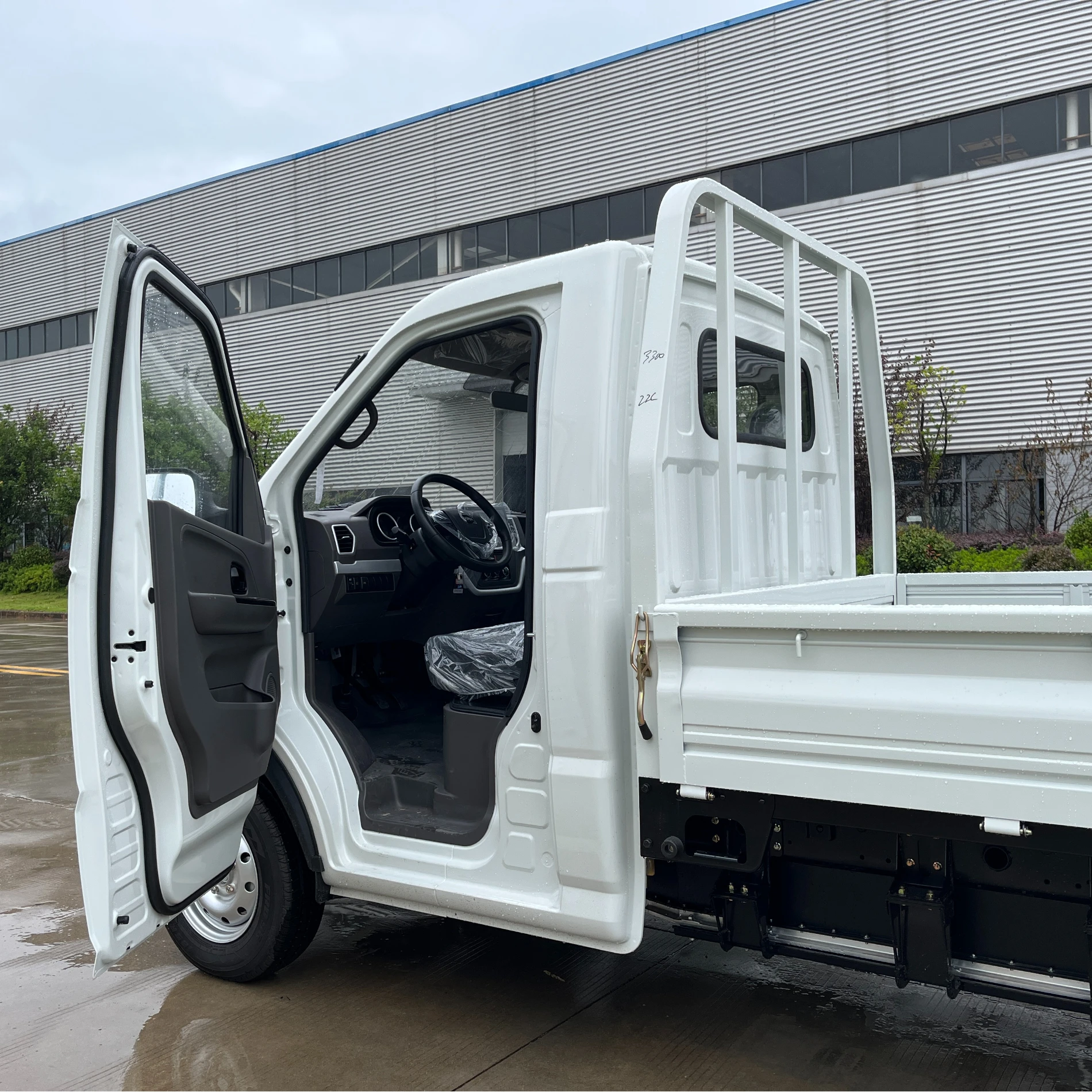 Sumec Kama 1.5tons Single Cabin 4+1 Wheels China Mini Pickup New Energy ...