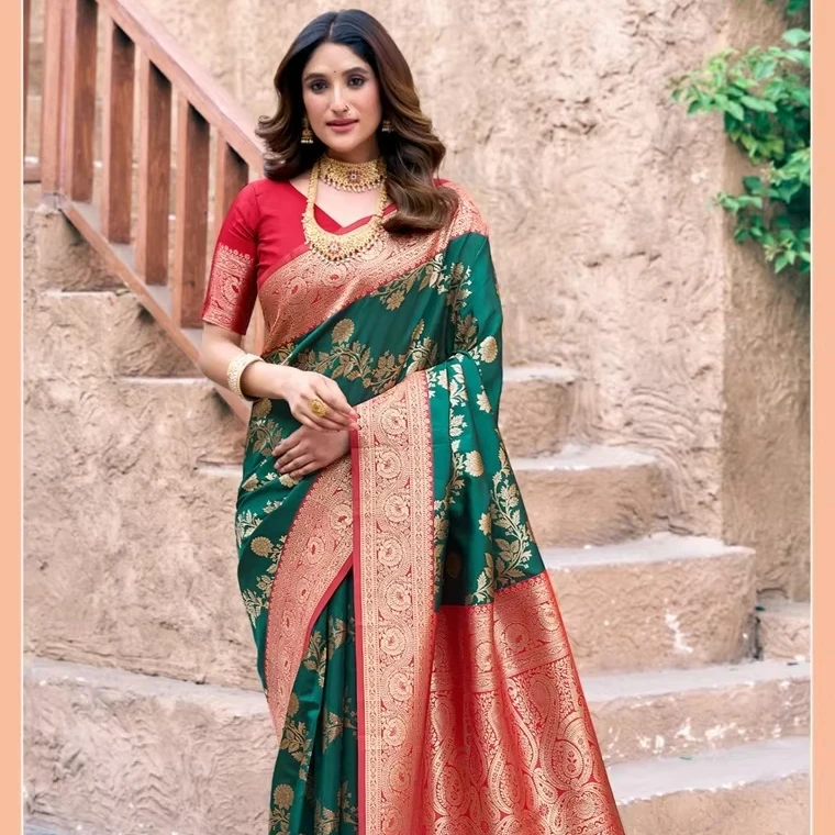 Designer Beautiful Banarasi Silk Saree With Silk Blouse, Wedding Wear Saree, Party Wear Saree.