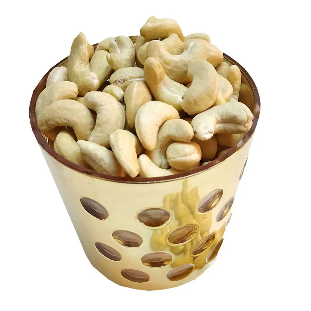 BUY RAW/FRIED/BAKED/ROASTED CASHEW NUTS WW320 Raw Cashew Nuts Edible Dried Nuts W320 Grade Dry Clean Place Organic Cultivation