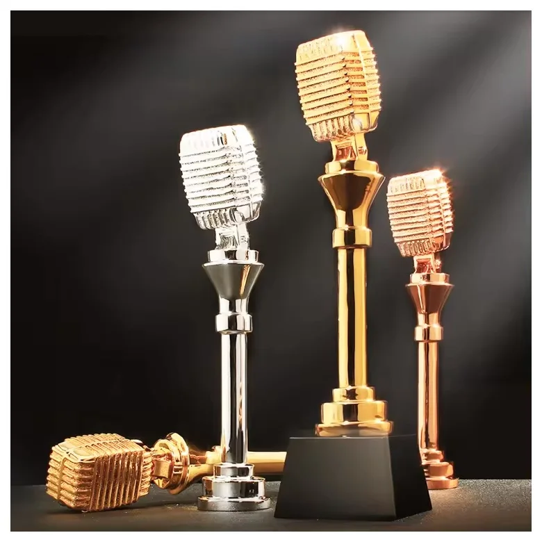 Latest Trophy Extravagant Custom Engraving Gold Crystal Metal Music Note Plaque Award for Best Singer Trophy & Recognition Award