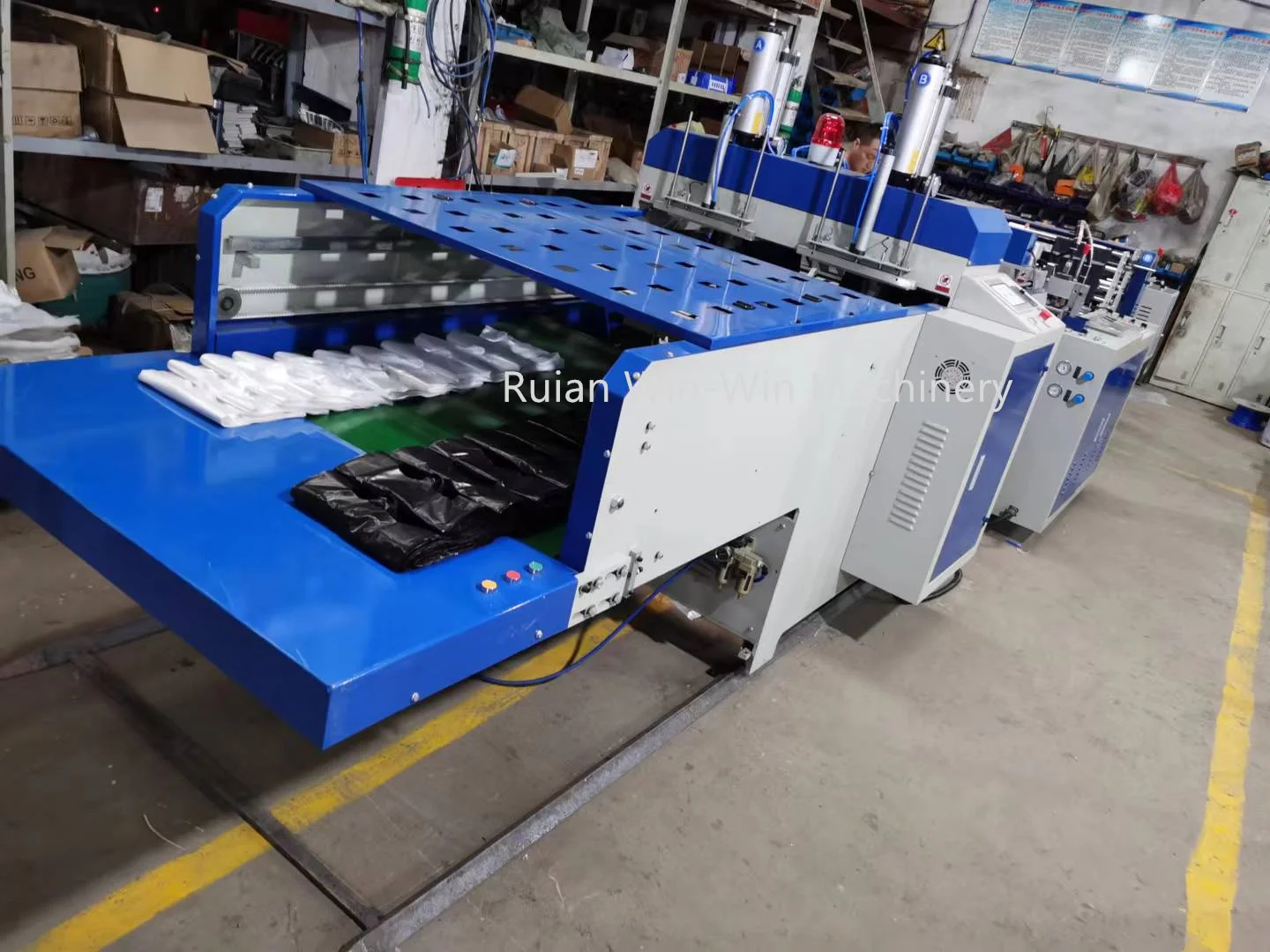 Automatic High Speed Plastic Garbage Bag Forming Machine Pla