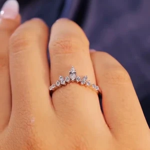 Rose Gold Asscher Cut Lab Grown Diamond Chevron Band Prong Setting IGI Certified Wedding Engagement Anniversary Party Ring