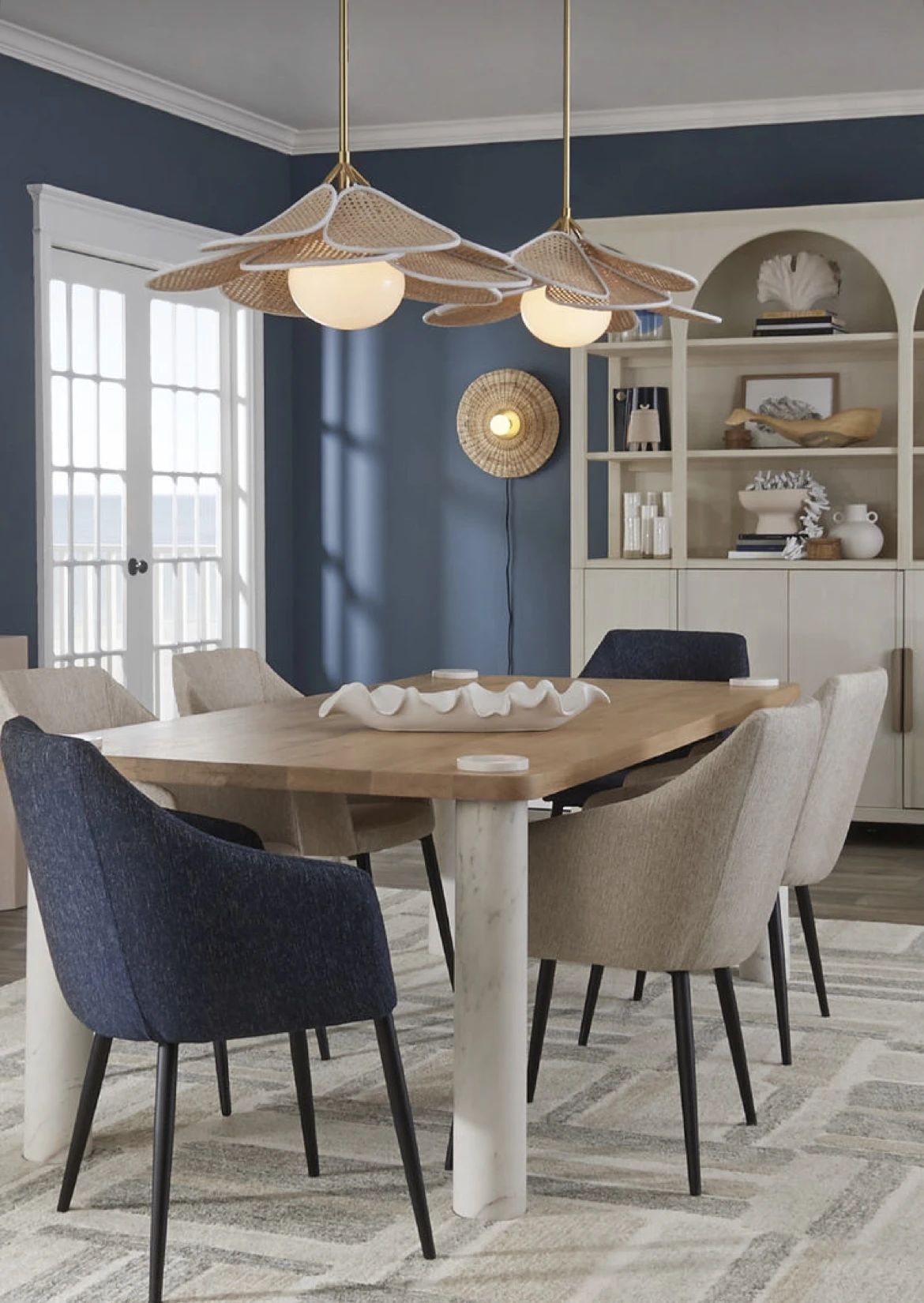 Large Size Luxury Modern Solid Wooden Dining Table And Chairs With