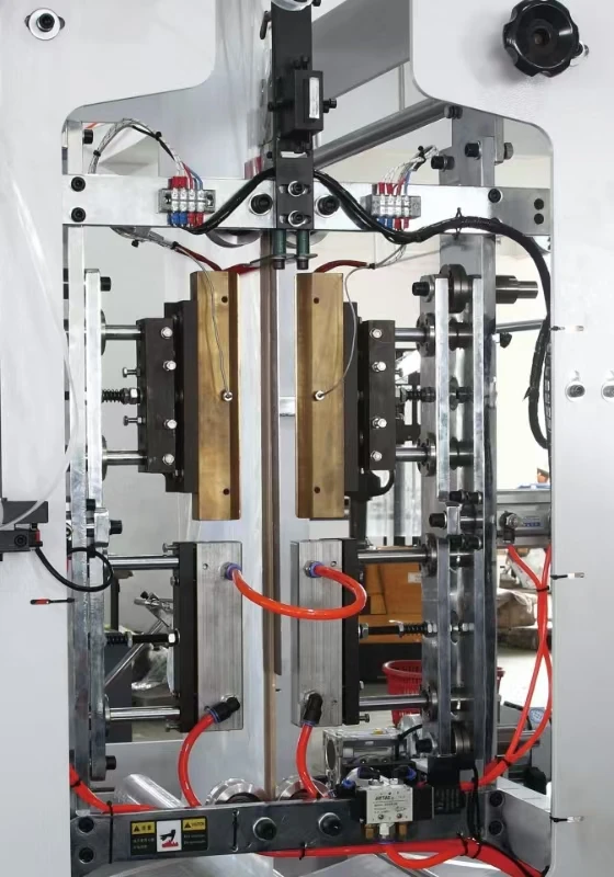 Full Automatic Sider Sealing OPP LDPE Slider Zip Lock Bag Making Machine PE Zipper Plastic Bag Making Machine