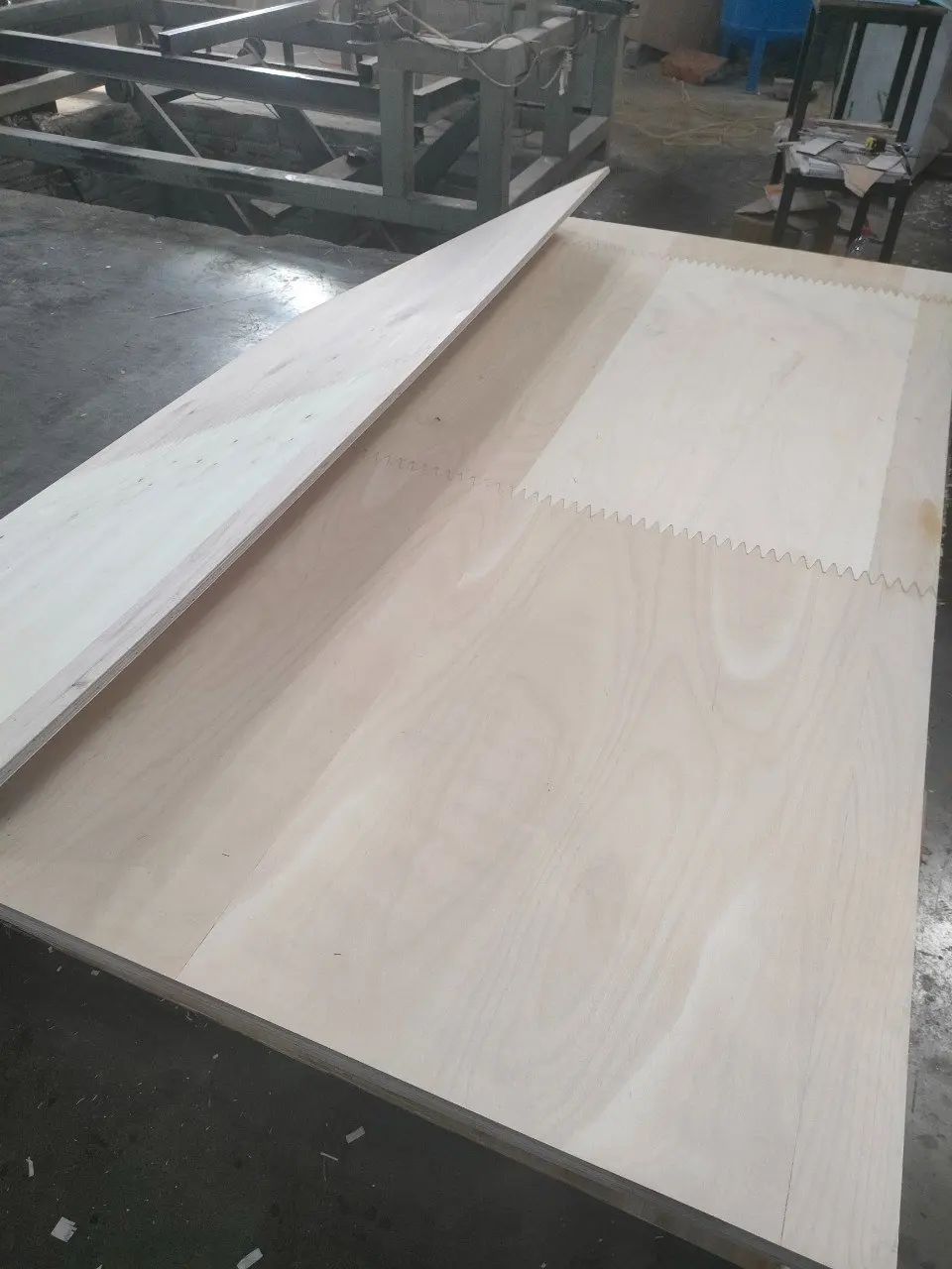 Indoor Outdoor Flooring Base Plywood From Vietnam Plywood Sheet Water