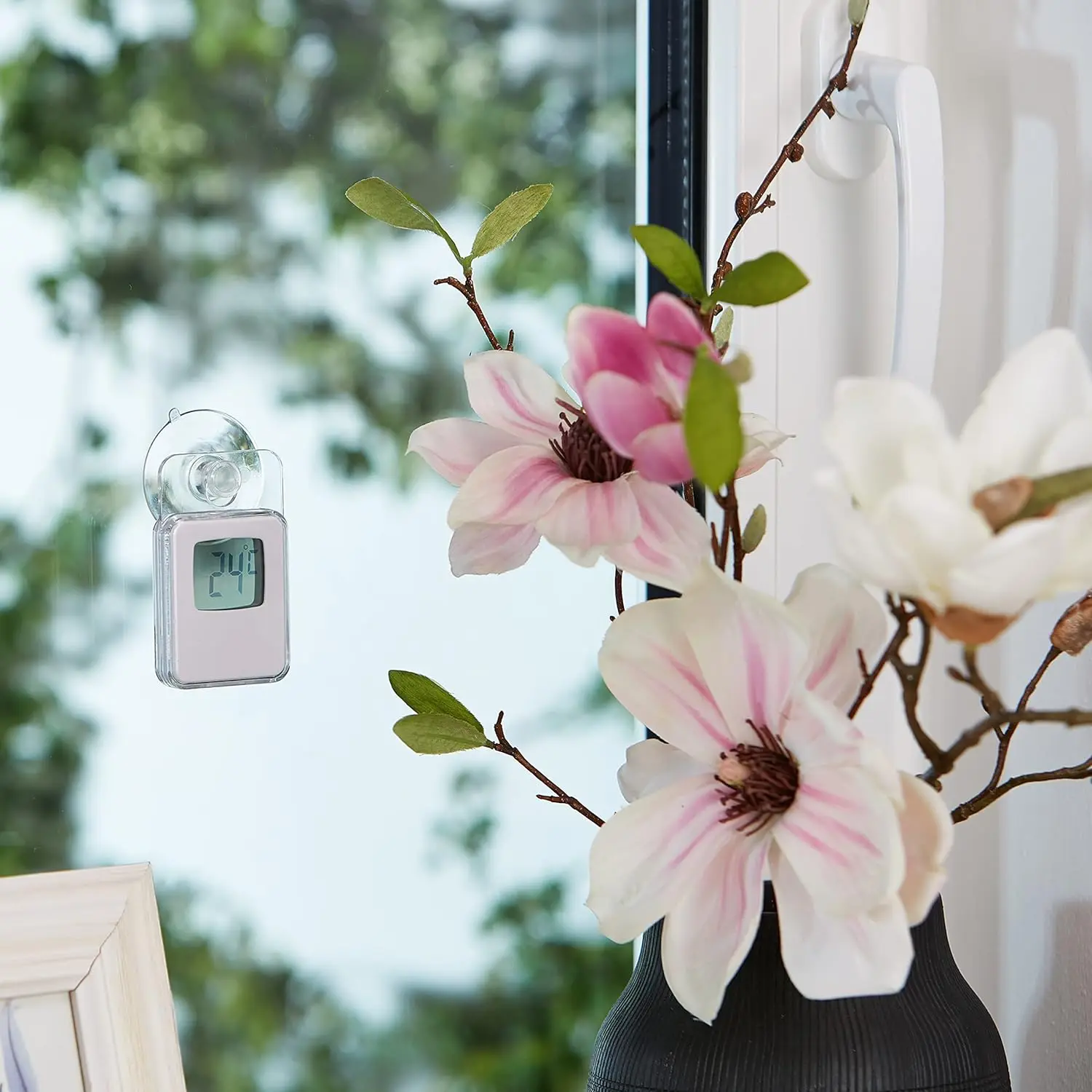 Digital Thermometer Wall Mounted Suction Cup Household Indoor Outdoor Thermometer