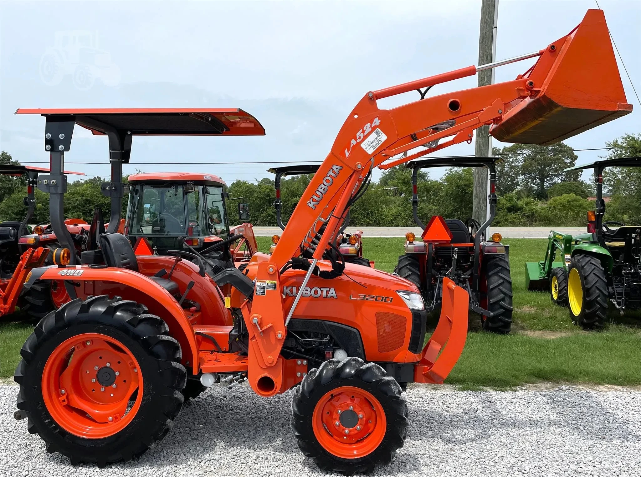 Best Offer for Used for Kubota BX23S 4x4 Wheel Tractor with Loader Backhoe Liquid-Cooled 3 Cylinder Diesel Engine for Farms