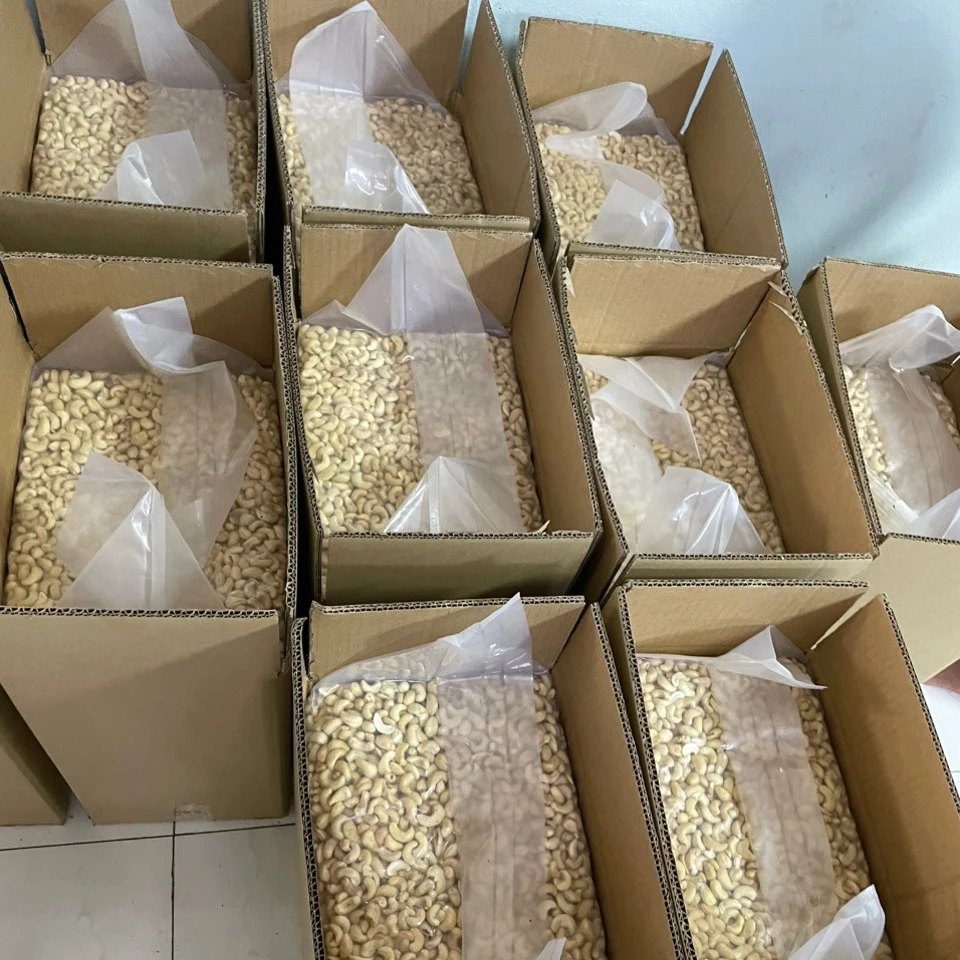 Продажа обработанных орехов кешью вьетнамский мешок укороченная упаковка быстрое сырое происхождение вакуумное качество высушенная цена