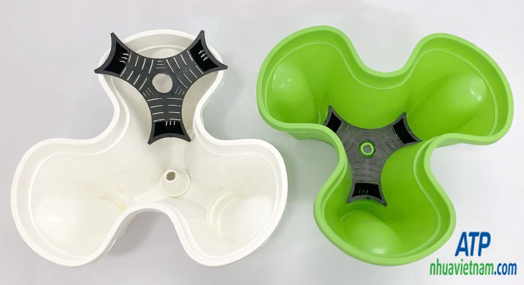 Stackable Triangle Plastic Flower Pot for Growing Vegetables