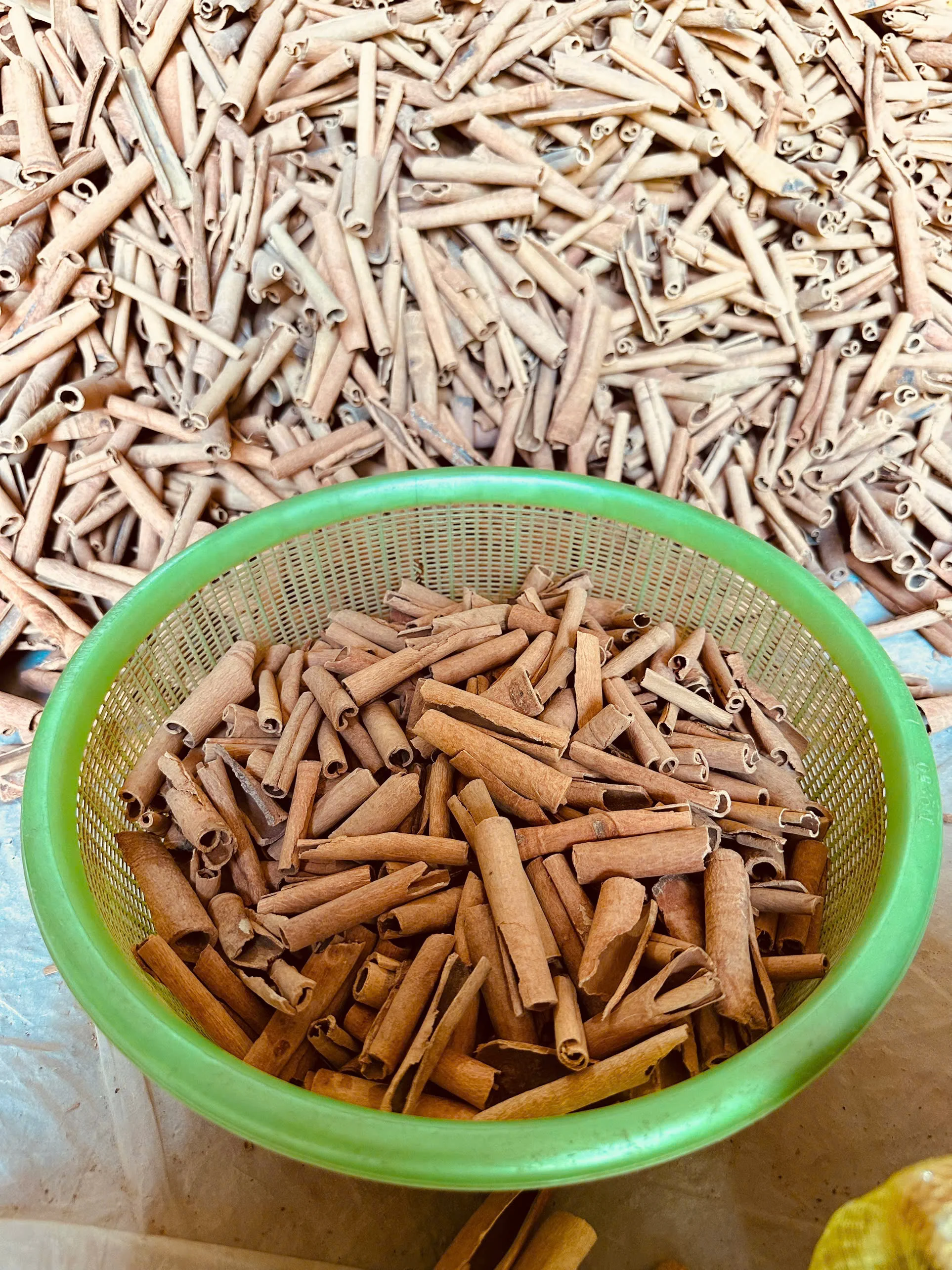 cigarette cinnamon Tobacco Cigarettes Made Clove Tobacco Stock Photo 2260995207 free lifestyle. Buy Serbetli Gum Mint Hookah