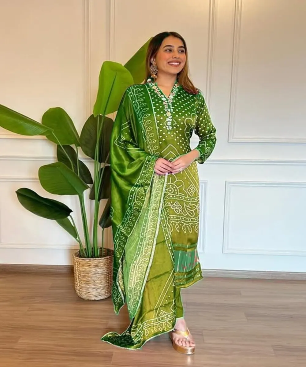 Pakistani Salwar Kameez Sonia Women Dresses Ready Made Ladies Suits green Color Vintage Short Party Wear Traditional wear Pakistani Salwar Kameez Sonia Women Dresses Ready Made Ladies Suits green Color Vintage Short Party Wear Traditional wear