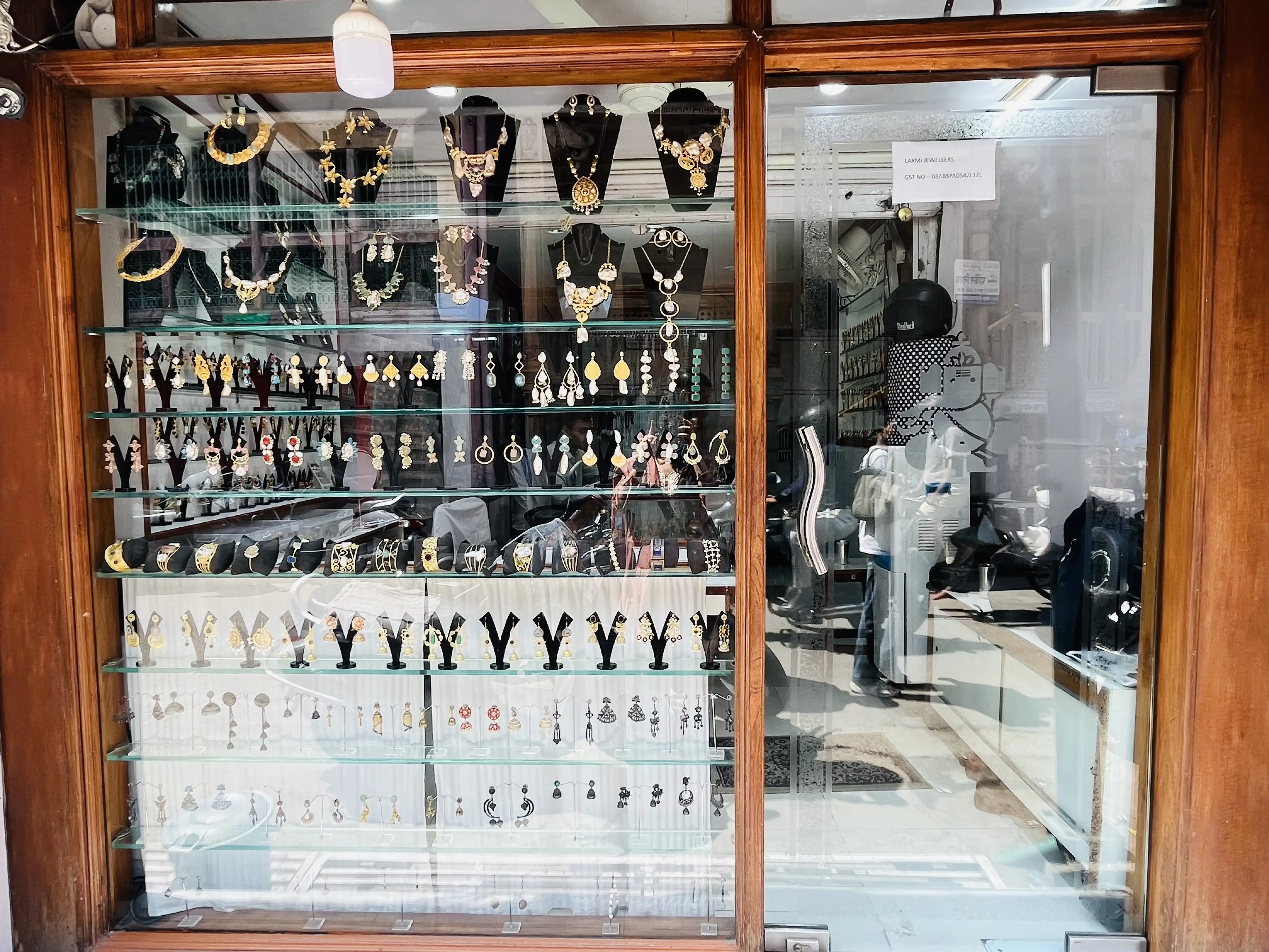 18k Gold Pearl Drop Earring,Statement Pearl Trendy Earring Manufacturer