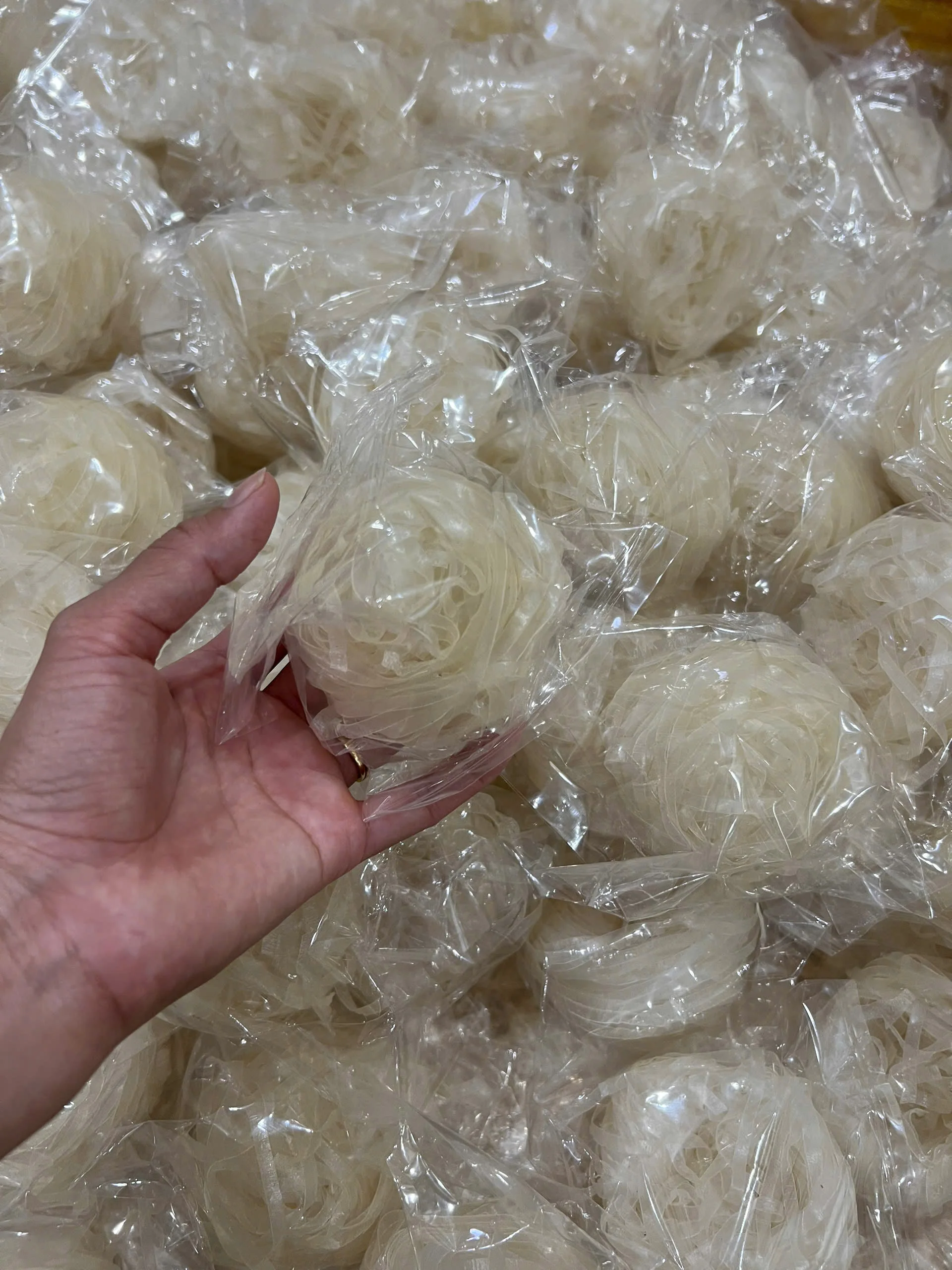 Gluten-Free 60gram OEM Instant Pho Noodle Dried Vietnam/Vietnamese Rice Noodle Bulk Box and Bag Pack