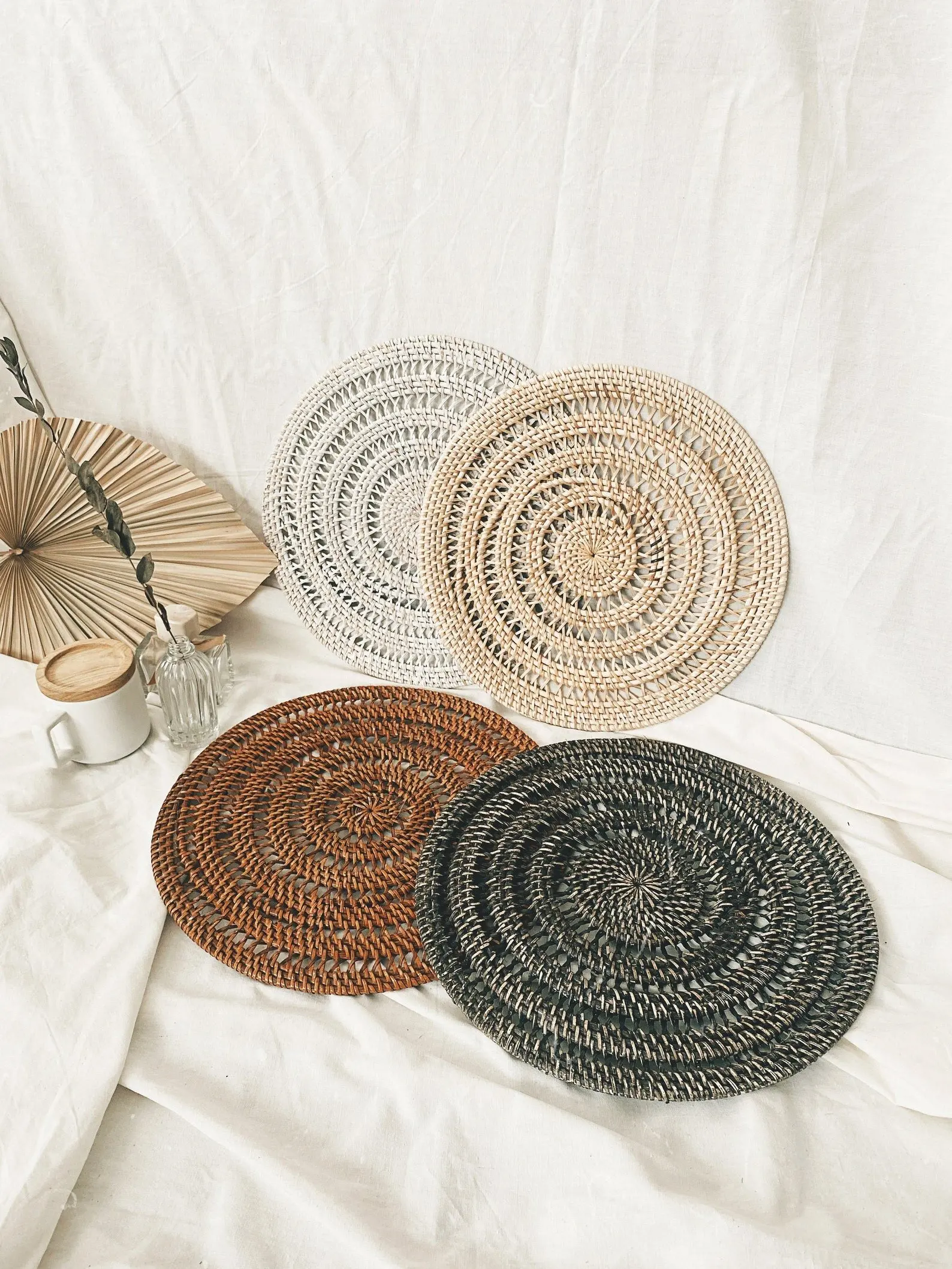 Natural Handwoven Handmade Rattan Placemat Wicker Table Decoration Sets