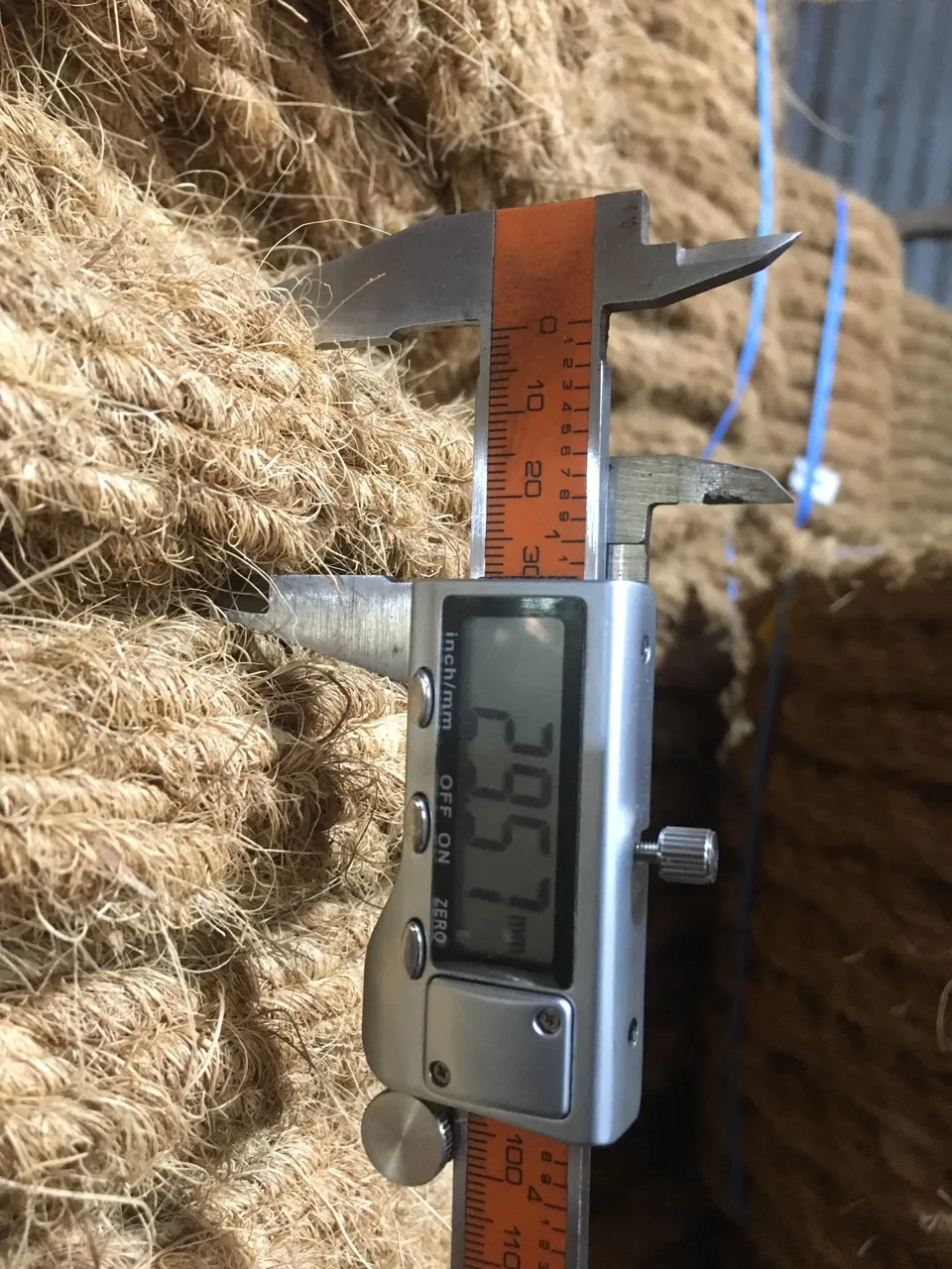 Веревка из кокосового волокна и низкая цена оптовая продажа на заказ упаковочная веревка пеньковая шпагат