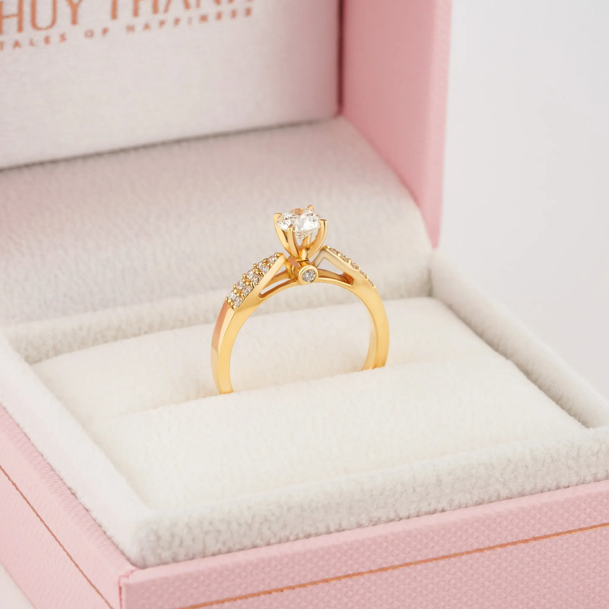New Design 14k Solid Gold Ring 4 Prongs Diamond Engagement Ring For