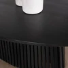 Negro oscuro