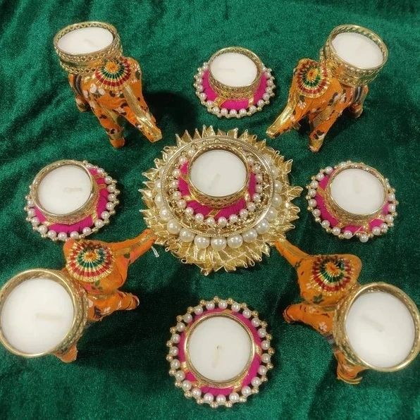 Red Rose Candle Holder Set Luxury Decorative Simple Colored Round Cylinder Custom Nordic Candle