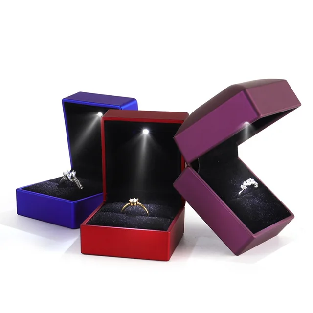 Customized UV logo hot selling LED lighted jewelry packaging box velvet lined ring box pendant necklace jewelry packaging box