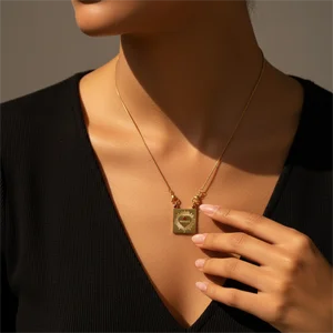 MW 18K PVD Gold Plated Waterproof Diamond Rectangle Burst Stainless Steel Geometric Heart Shape Pendant Zircon Necklace