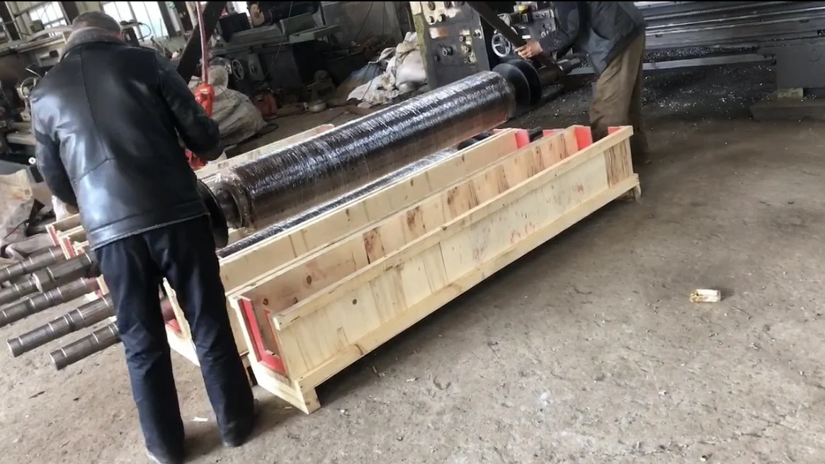 Custom Industrial Conveyor Cylinder Nylon Roller Brush For Cleaning