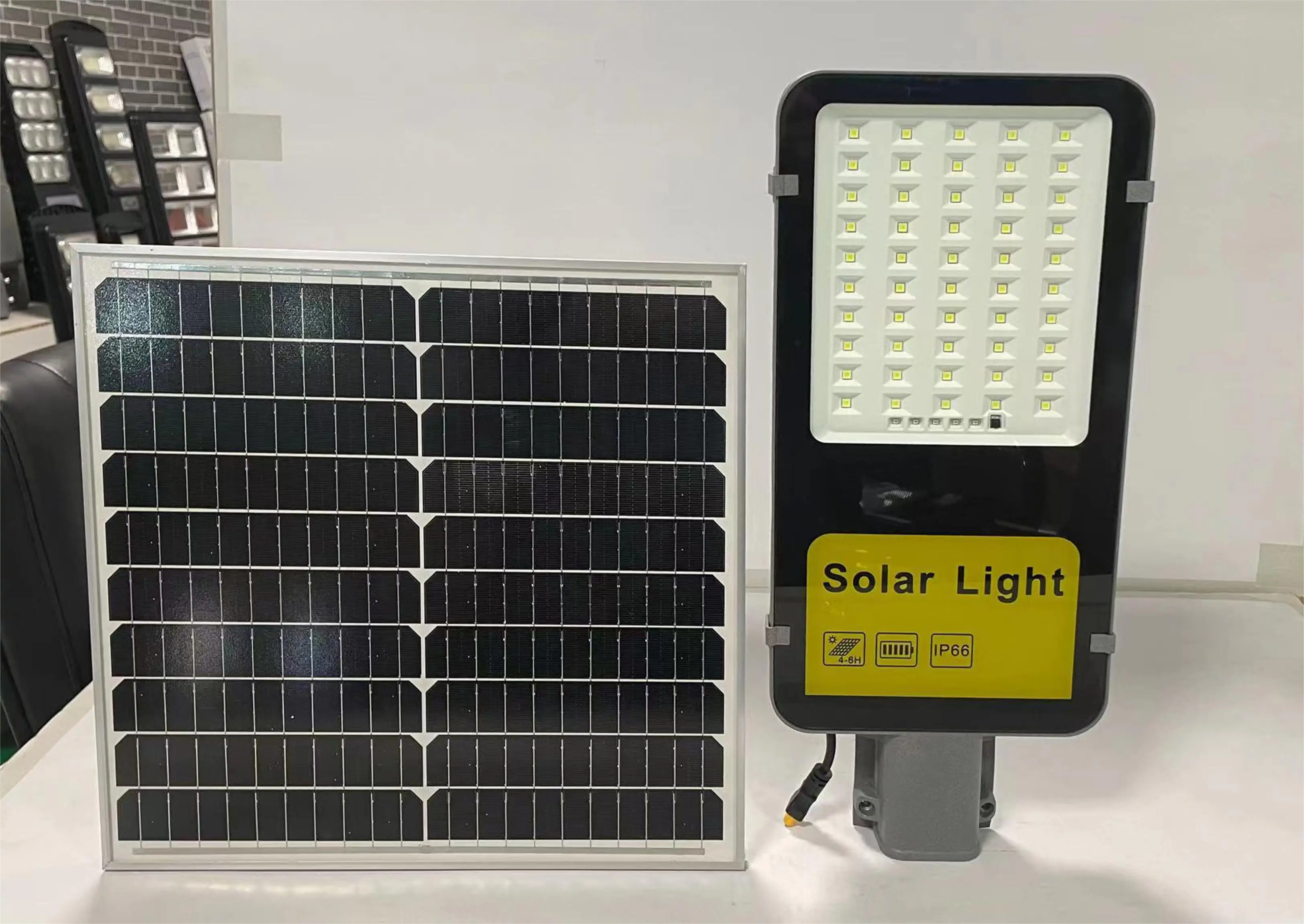Outdoor Waterproof IP65 Solar Powered Led Street Lights 12H For Street Road Lighting