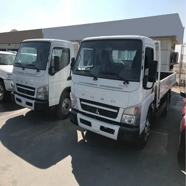 Super Clean 2024 M i t s u b i s h i Canter Fuso 2WD 4-2L V4 Cylinder Engine Manual 3 Seats Pickup Truck