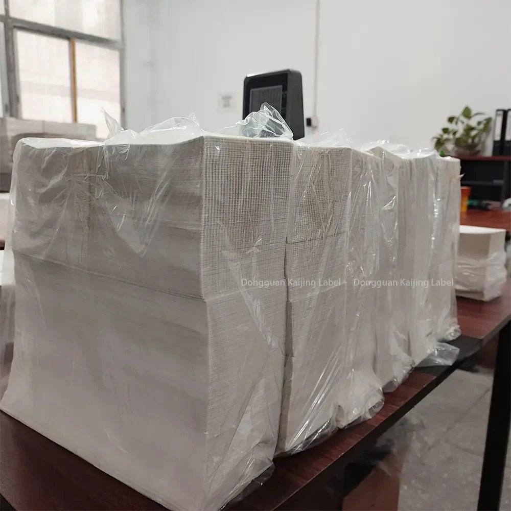 Bulk Order Etiqueta 4x6 Thermal Adesiva Waybill Sticker A6 10x15 CM 5000PCS Fanfold Adhesive Shipping Labels for Wholesale