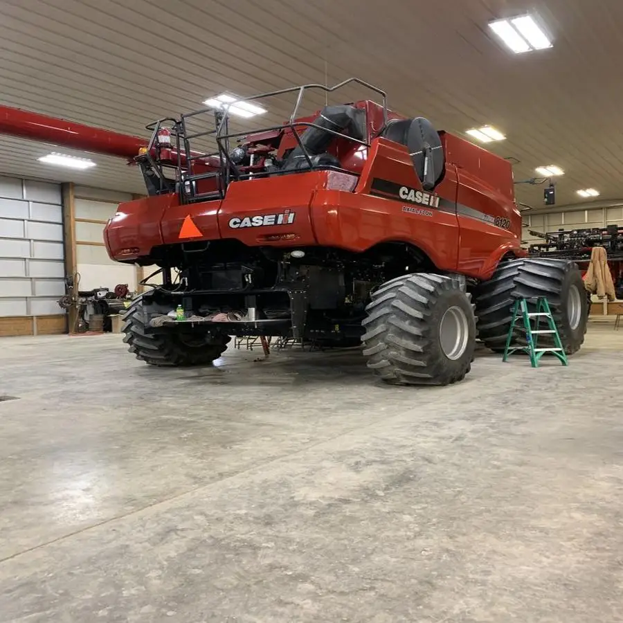 Cheap Price Combine Harvester Suitable for Wheat Rice Corn Rapeseed Best Price Available in Stock Fast Delivery for Sale