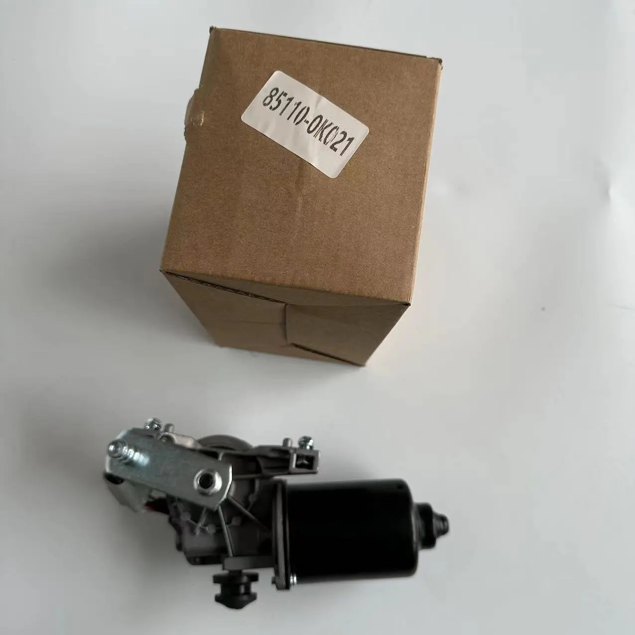 85110-0k021トヨタ車用フロントガラスワイパーモーター交換用