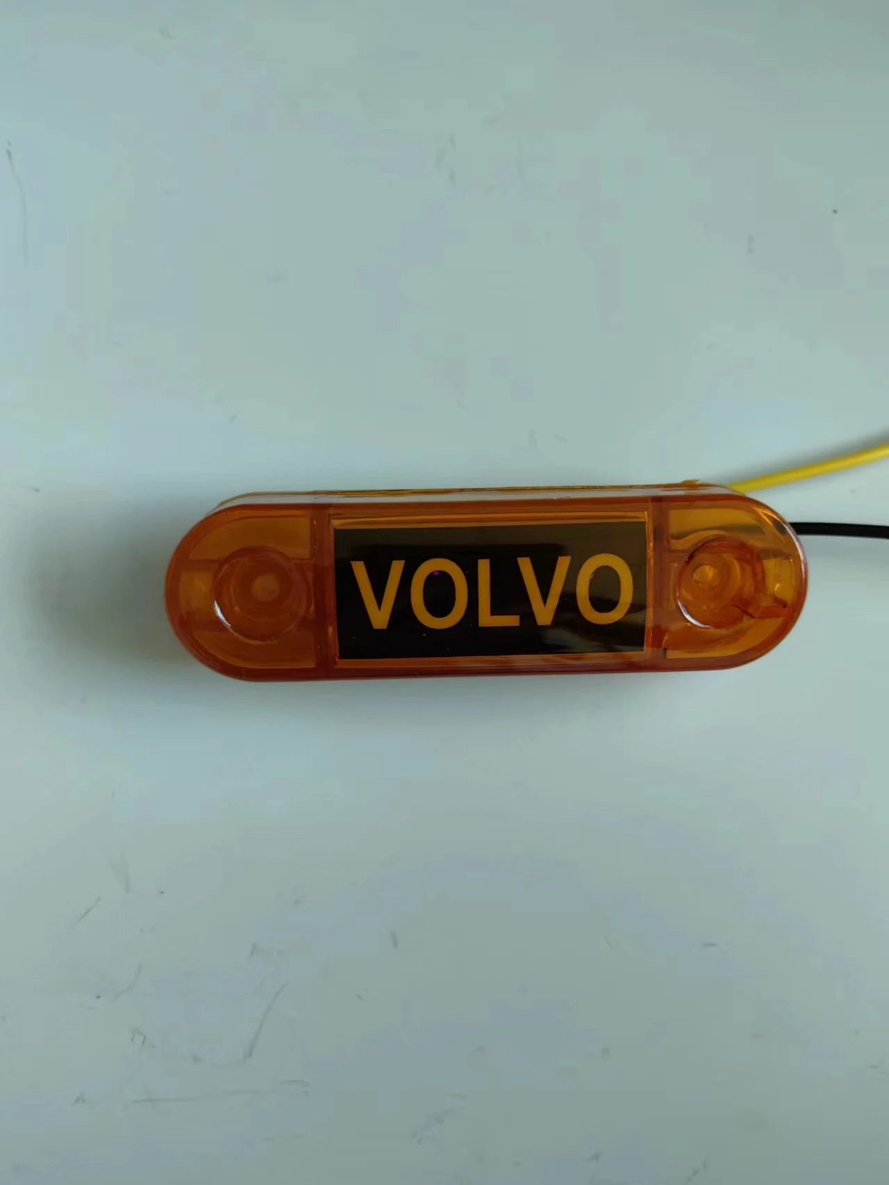 thumbnail image 2 of Tat For 2Pcs 24V LED Top Signal Lamp Volvo FH FM Truck Cab 2 of 10