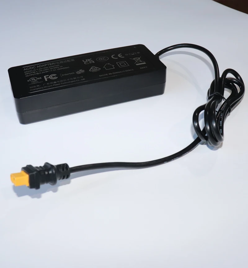 135w 19.5V 6.9A ノートパソコン AC アダプター HP 391 384023 481420