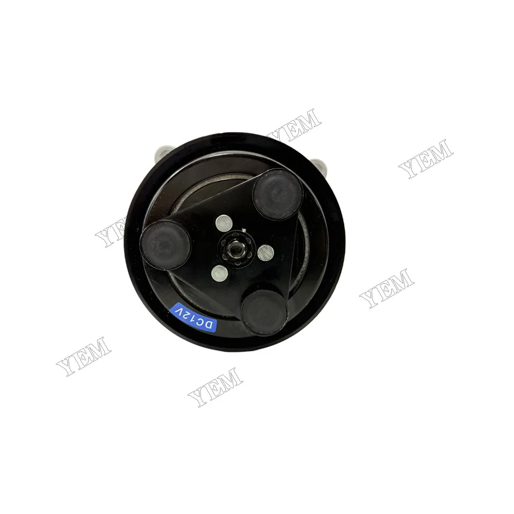 A/C Compressor 7023582 7136676 Fit for Bobcat Engine 6